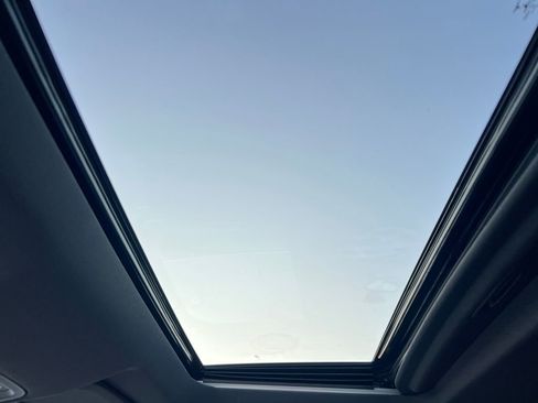 Certified 2023 GMC Sierra 1500 AT4 w/ AT4 Premium Package image 24