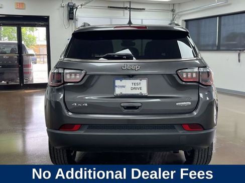 Used 2022 Jeep Compass Latitude w/ Convenience Group AWD/4WD image 7