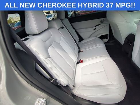 New 2026 Jeep Cherokee Limited AWD/4WD image 36