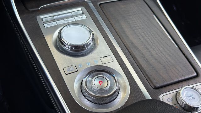 Used 2024 Genesis GV80 2.5T AWD/4WD image 24