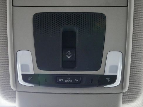 Used 2023 Honda CR-V EX image 24