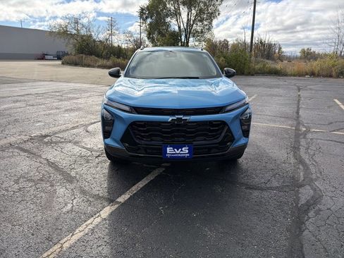 New 2026 Chevrolet Trax ACTIV w/ Driver Confidence Package image 2