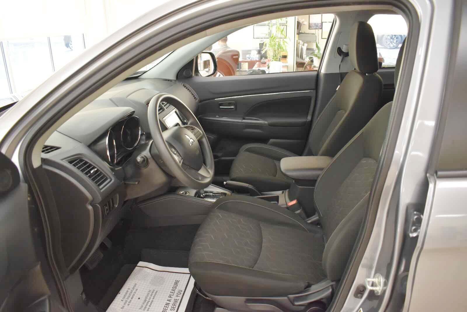 Used 2024 Mitsubishi Outlander Sport LE AWD/4WD image 10