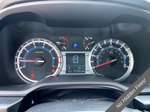 Used 2017 Toyota 4Runner TRD Off-Road Premium AWD/4WD image 18