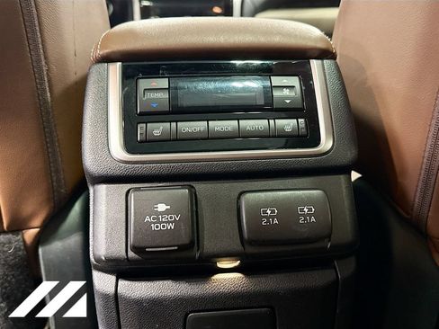Used 2022 Subaru Ascent Touring AWD/4WD image 28