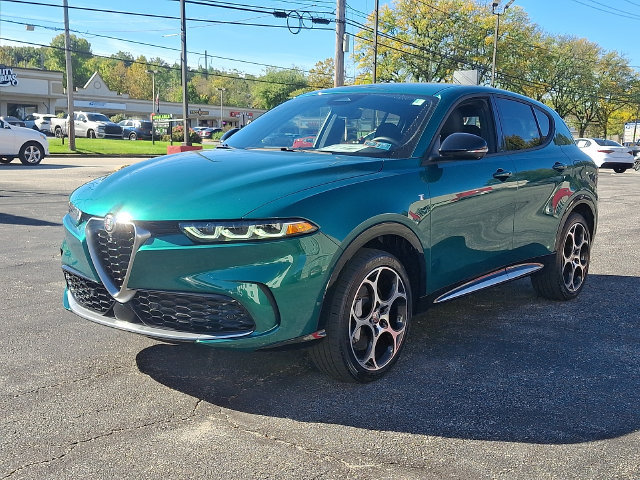 Used 2024 Alfa Romeo Tonale Ti AWD/4WD image 3