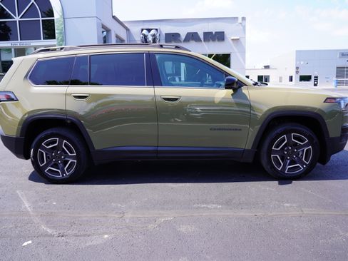 New 2026 Jeep Cherokee Limited AWD/4WD image 2