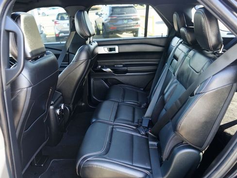 Used 2021 Ford Explorer ST w/ Equipment Group 401A image 14