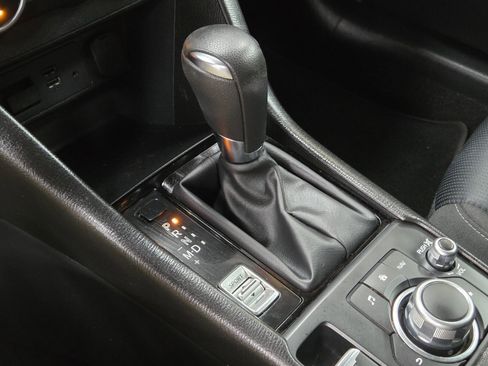 Used 2019 MAZDA CX-3 Sport w/ Sport I-ACTIVSENSE Package FWD image 18