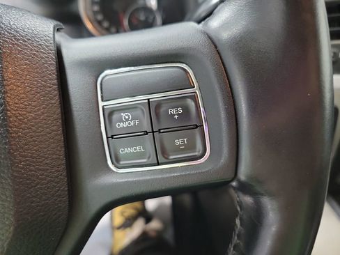 Used 2015 RAM 2500 Big Horn image 37