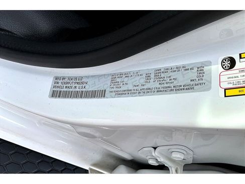 Used 2023 RAM 1500 Laramie image 36