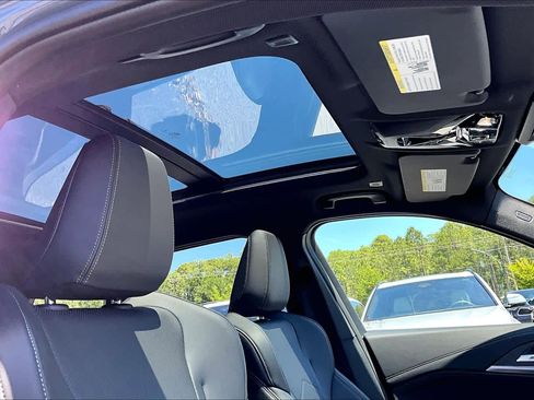 Certified 2025 BMW X1 M35i AWD/4WD image 14