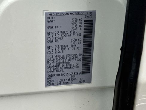 Used 2023 Nissan Pathfinder Platinum image 31