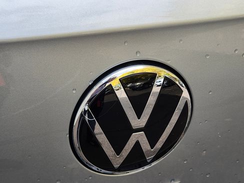 New 2025 Volkswagen GTI Autobahn image 22