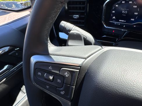 Used 2024 Chevrolet Silverado 1500 LT Trail Boss w/ Convenience Package II AWD/4WD image 19