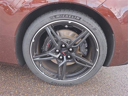 Used 2023 Chevrolet Corvette Stingray Premium Conv w/ Z51 Performance Package image 9