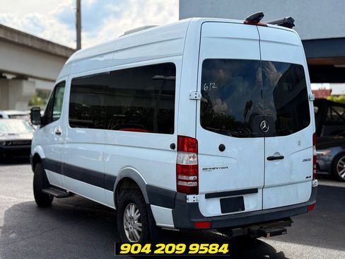 Used 2017 Mercedes-Benz Sprinter 2500 image 5
