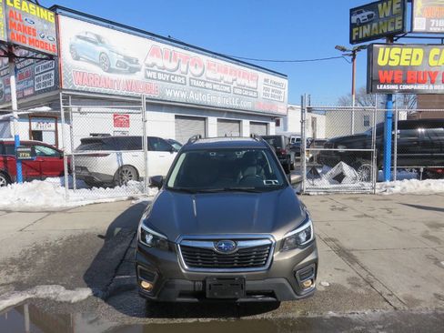 Used 2021 Subaru Forester Limited image 7