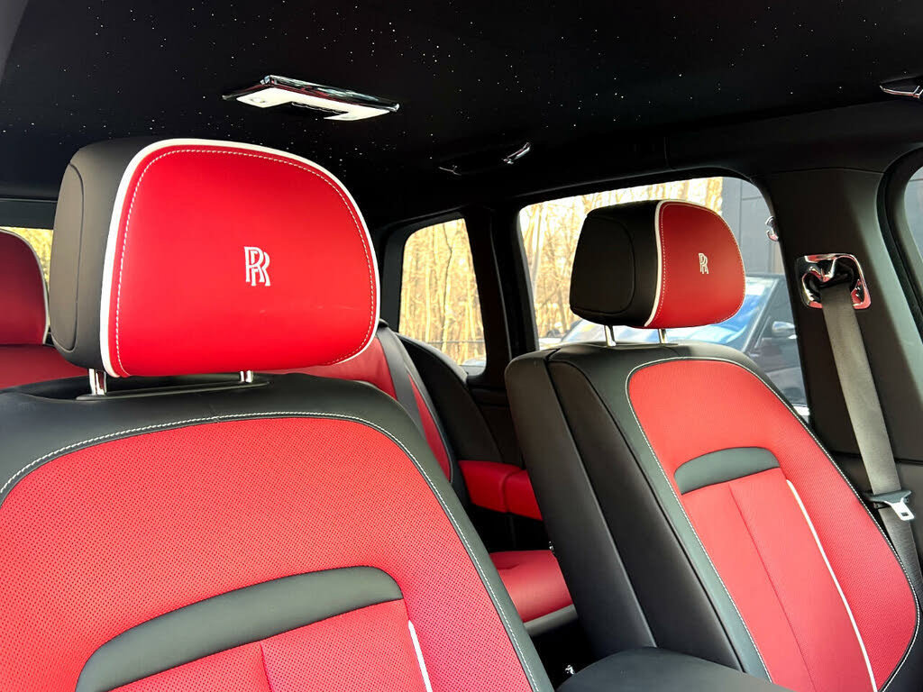 Used 2022 Rolls-Royce Cullinan Black Badge AWD/4WD image 51