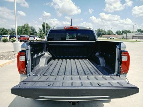 New 2026 GMC Canyon AT4 w/ Technology Plus Package AWD/4WD image 14