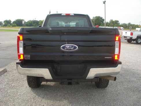 Used 2019 Ford F250 XL w/ XL Value Package AWD/4WD image 8
