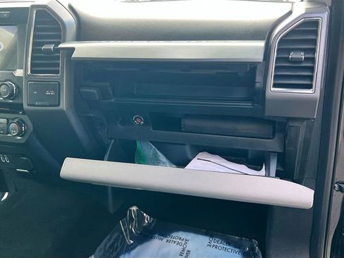 Used 2017 Ford F350 XLT w/ XLT Premium Package image 29