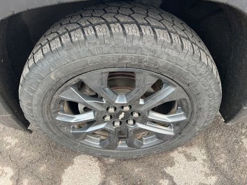 Used 2020 Chevrolet Traverse RS image 8