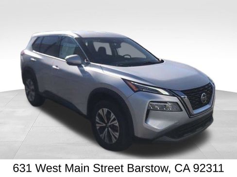 Used 2021 Nissan Rogue SV AWD/4WD image 3