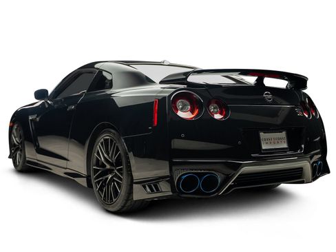 Used 2021 Nissan GT-R Premium AWD/4WD image 10