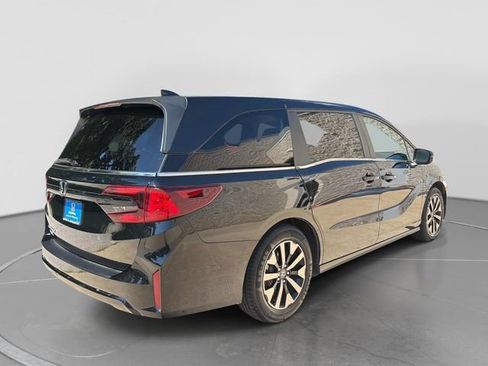 Certified 2025 Honda Odyssey EX-L image 7