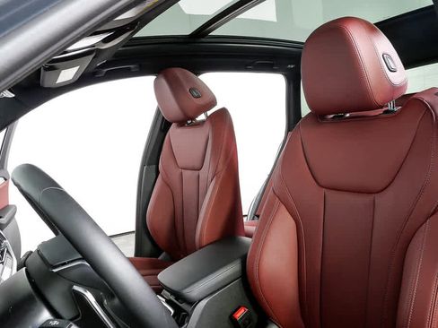 Used 2024 BMW X3 sDrive30i image 5