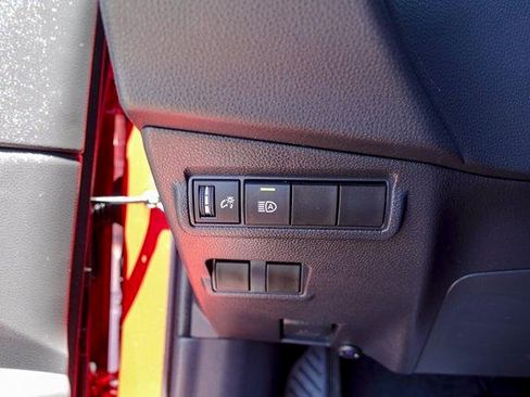 Certified 2022 Toyota Corolla Cross LE AWD/4WD image 14