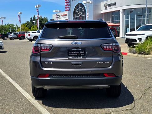 Certified 2024 Jeep Compass Limited AWD/4WD image 5