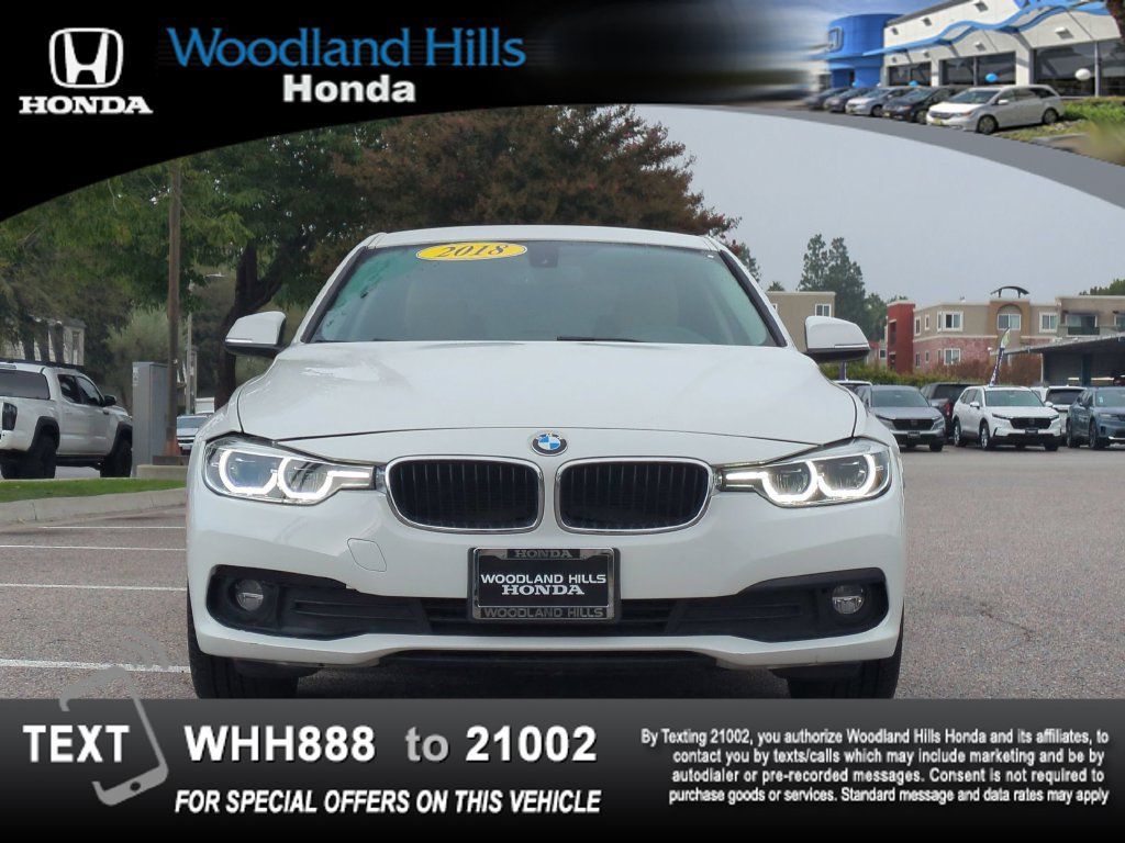 Used 2018 BMW 320i Sedan RWD image 2