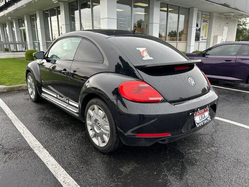 Used 2013 Volkswagen Beetle Turbo FWD image 13