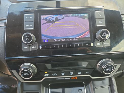Used 2018 Honda CR-V LX image 23