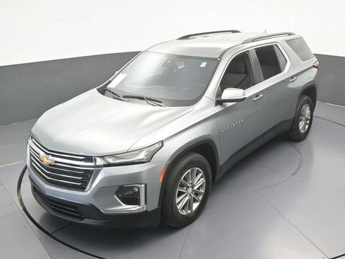 Used 2023 Chevrolet Traverse LT FWD image 47