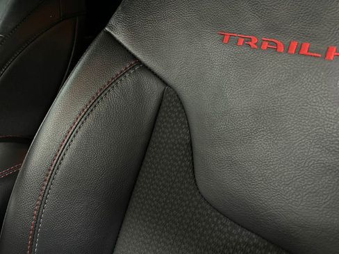 Used 2022 Jeep Compass Trailhawk image 16