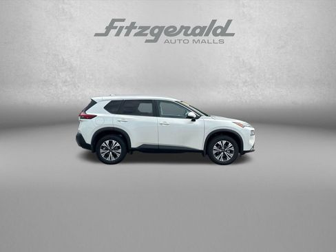 Used 2023 Nissan Rogue SV w/ SV Premium Package AWD/4WD image 8