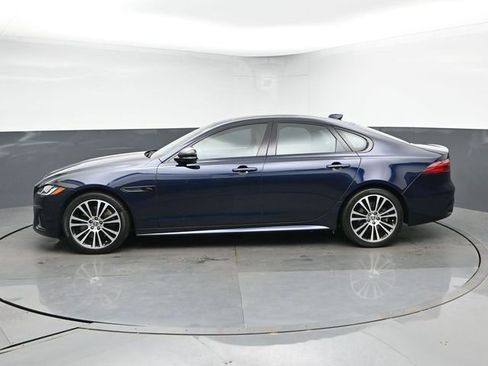 Used 2024 Jaguar XF R-Dynamic SE AWD/4WD image 6
