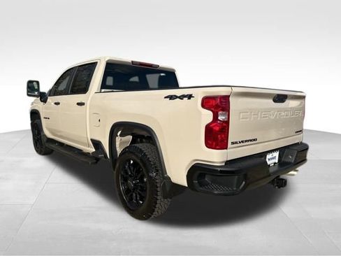 New 2026 Chevrolet Silverado 2500 Custom image 3