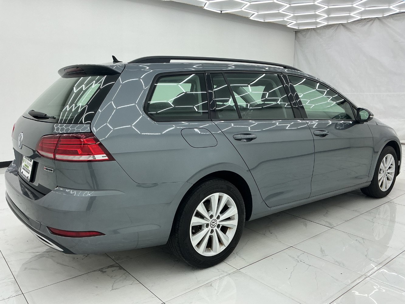 Used 2019 Volkswagen Golf S AWD/4WD image 12