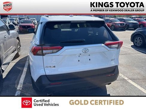 Used 2024 Toyota RAV4 XLE w/ Convenience Package FWD image 6