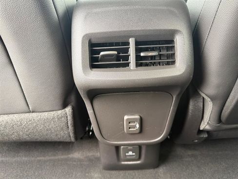 Used 2024 GMC Terrain Denali w/ LPO, Floor Liner Package AWD/4WD image 40