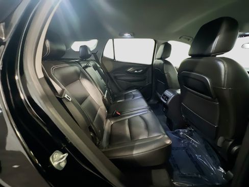 Used 2022 GMC Terrain SLT AWD/4WD image 19