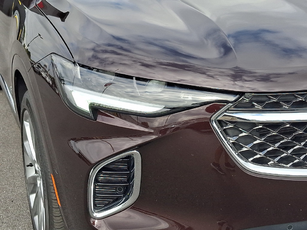 Used 2023 Buick Envision Avenir AWD/4WD image 11