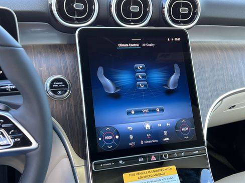 New 2026 Mercedes-Benz GLC 300 4MATIC image 19