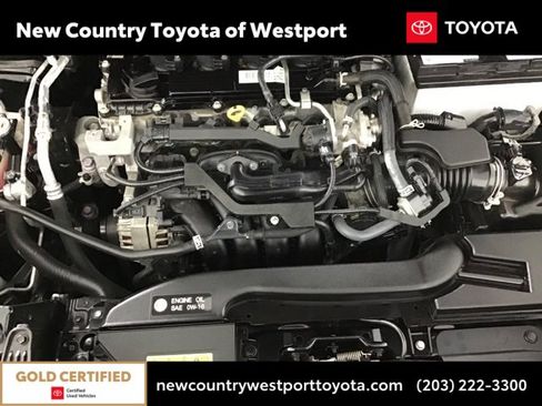 Used 2022 Toyota Corolla Cross XLE image 23