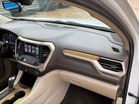 Used 2017 GMC Acadia Denali w/ Technology Package image 18