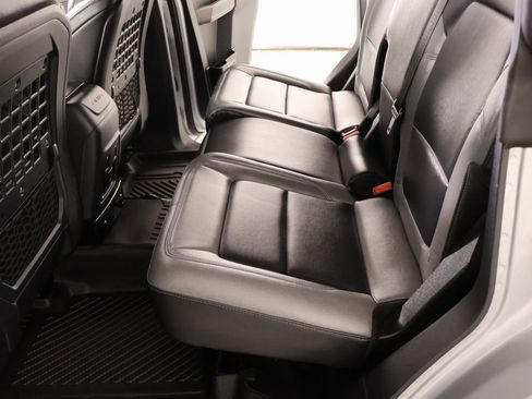 Used 2022 Ford Bronco Black Diamond image 12